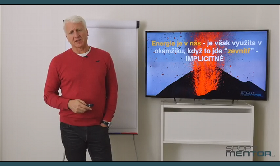 Implicitnost a raná specializace